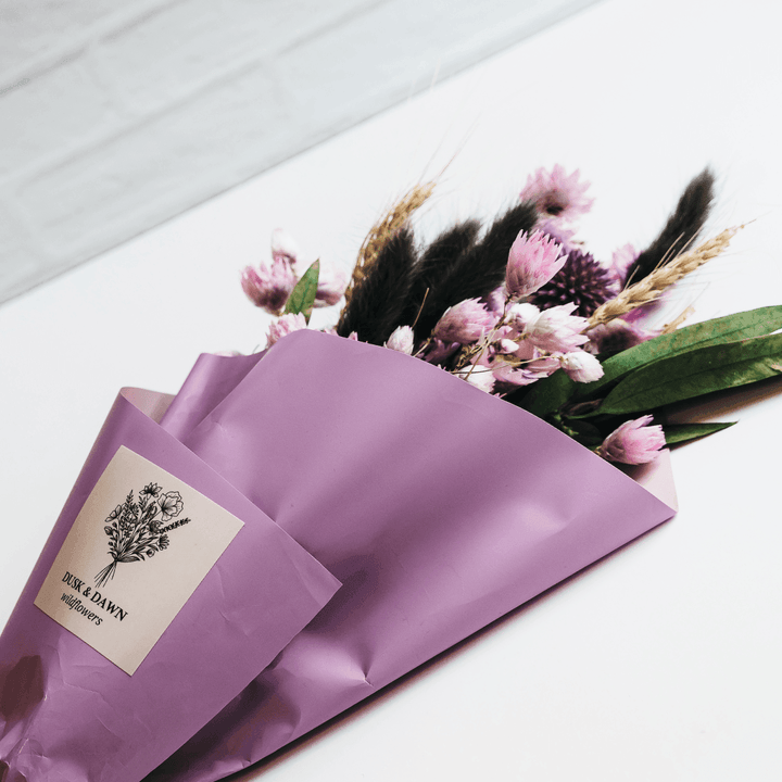 Iris Dried Flower Mini Bouquet - Giften Market