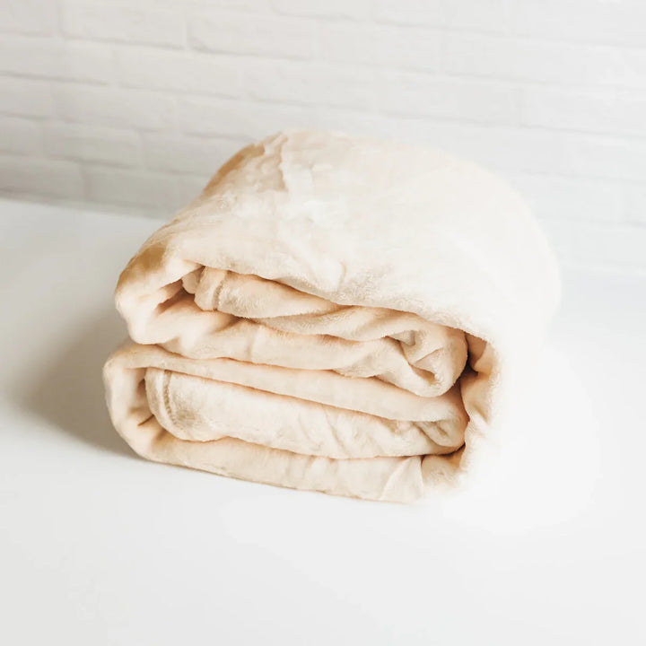 Cozy Fleece Throw Blanket
