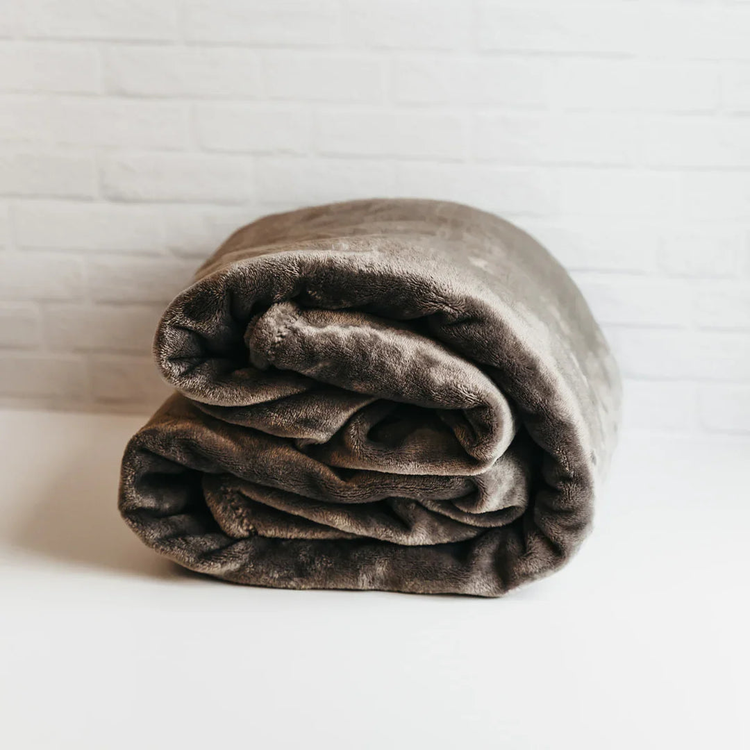 Cozy Fleece Throw Blanket