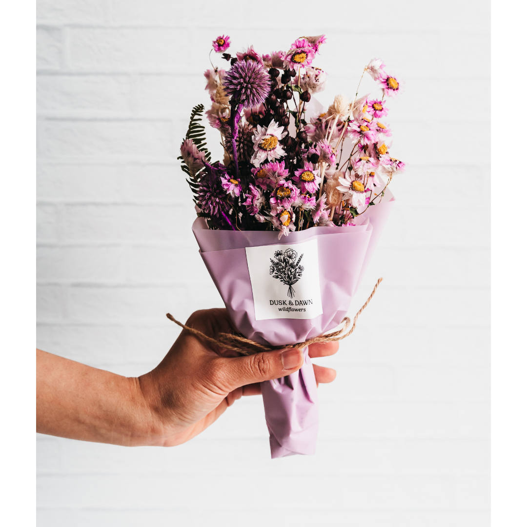 Victoria Dried Flower Mini Bouquet