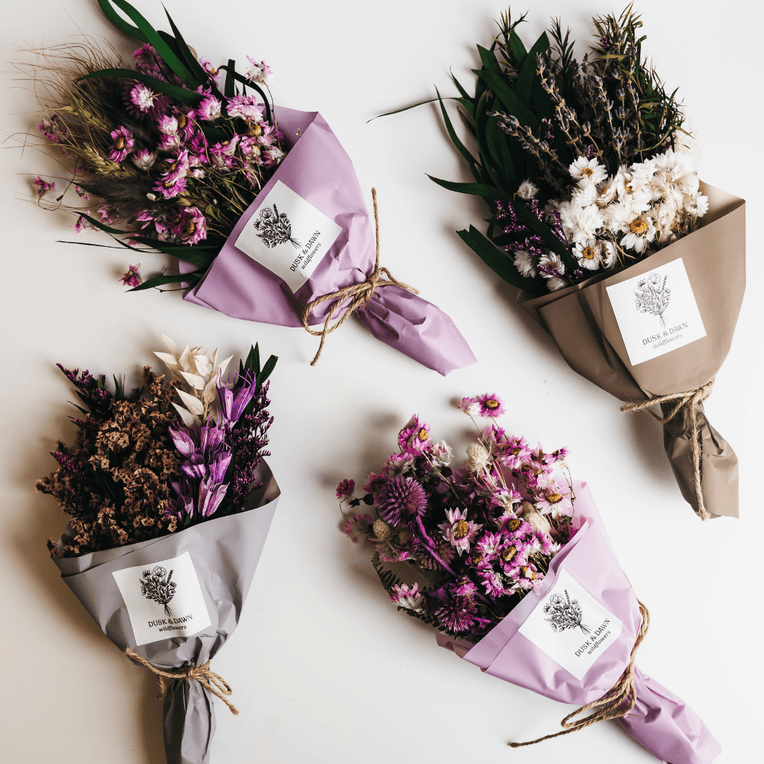 Belle Dried Flower Mini Bouquet - Giften Market