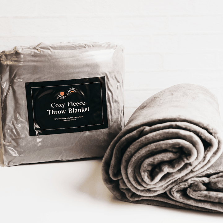 Cozy Fleece Throw Blanket - Giften Market