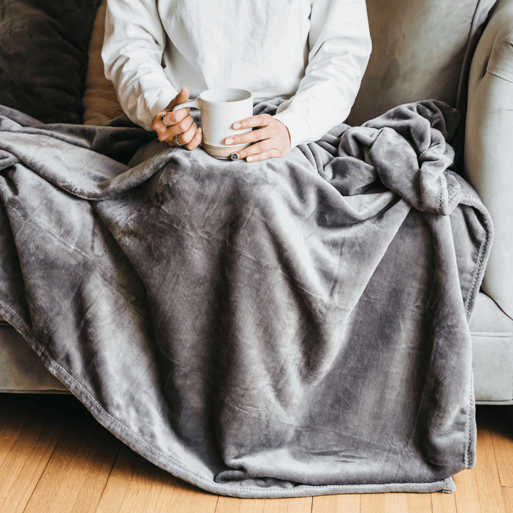 Cozy Fleece Throw Blanket - Giften Market