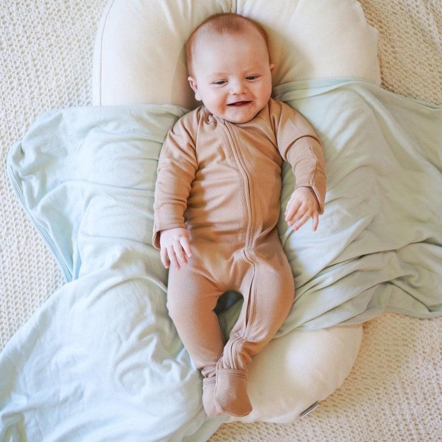 Footies - Sandstone - Giften Market