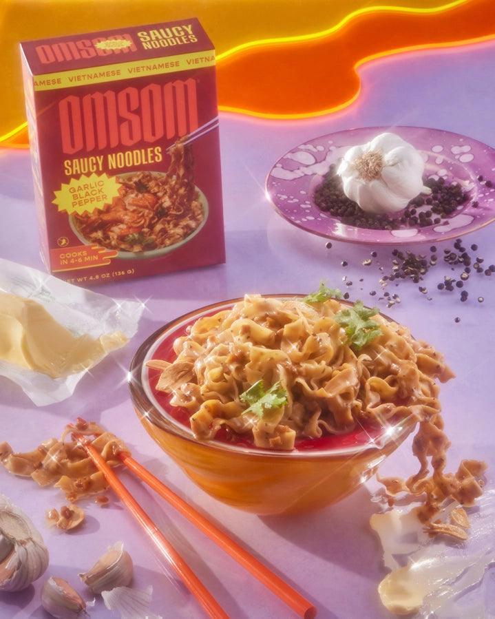 Garlic Black Pepper Saucy Noodles - Giften Market