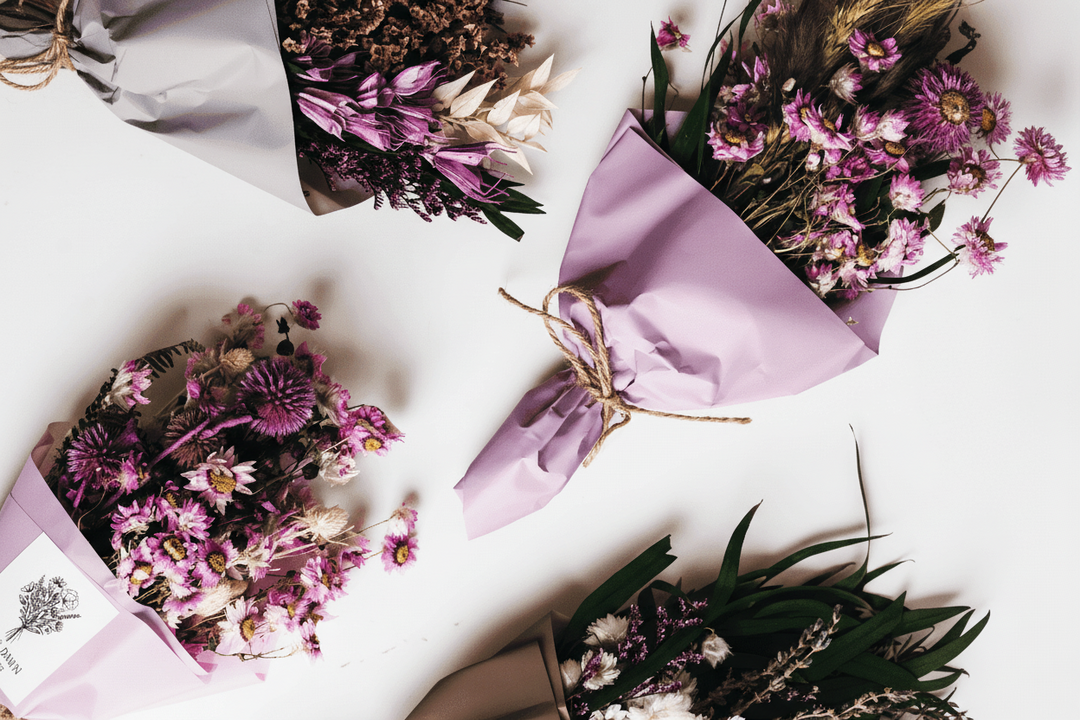 Juliette Dried Flower Mini Bouquet - Giften Market