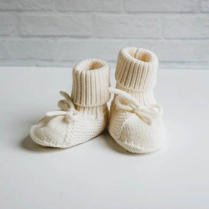 Knit Baby Booties - Newborn Gift - Giften Market