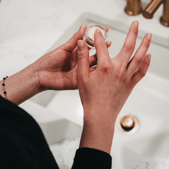 La Bise Lip Conditioner - Original - Giften Market