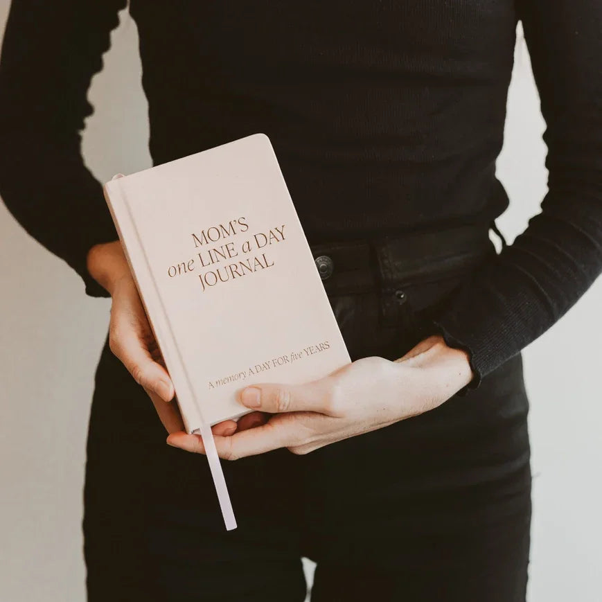 Mom's One Line A Day Leather Journal - Giften Market