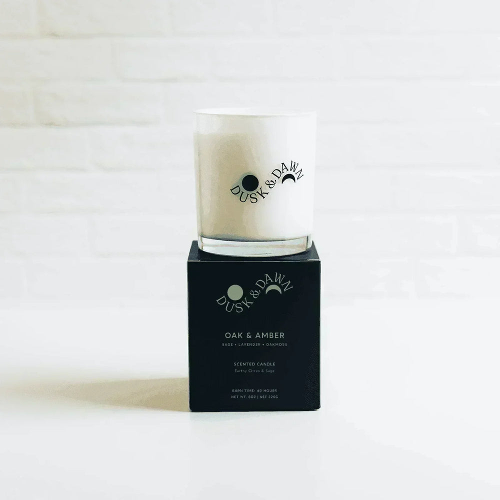 Oak & Amber Deluxe Soy Candle - Giften Market