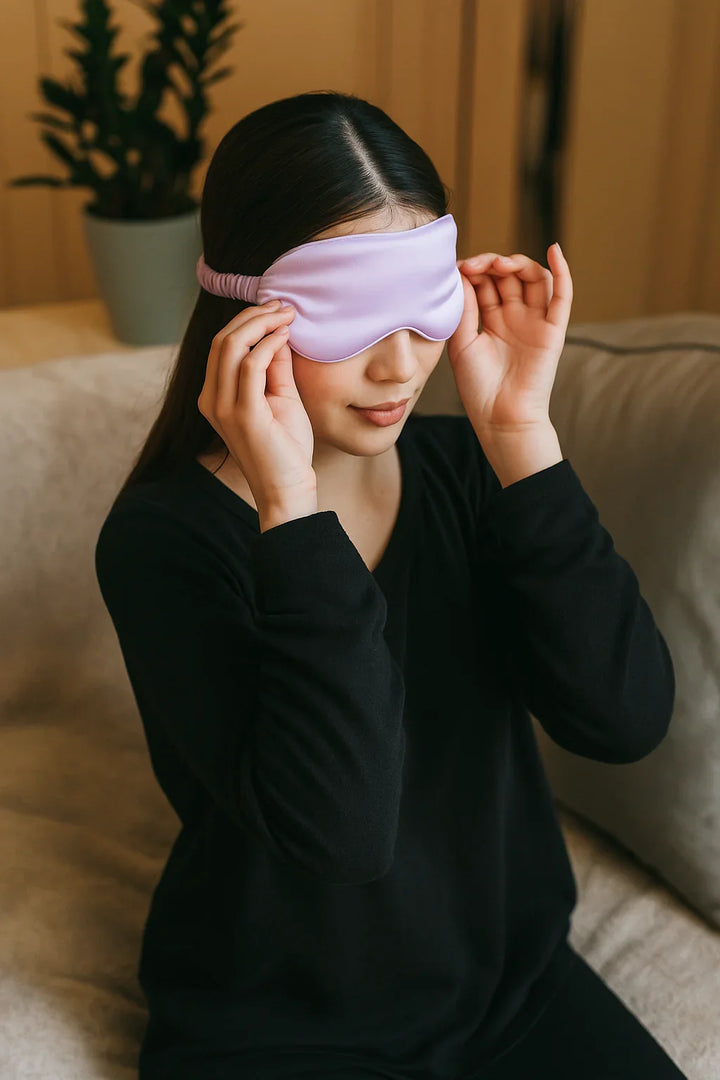 Silky Sleeping Eye Mask - Giften Market
