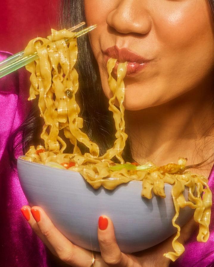 Soy Garlic Saucy Noodles - Giften Market