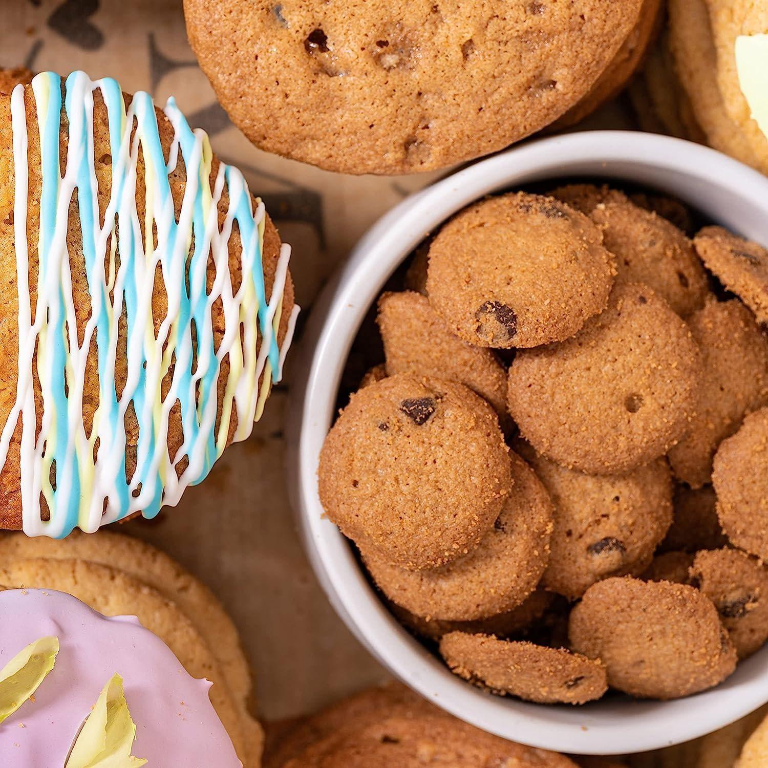 Bonnie Childe オーブントレー　一個 Tate's Bake Shop - Tiny Chocolate Chip Cookies 1oz | Giften Market