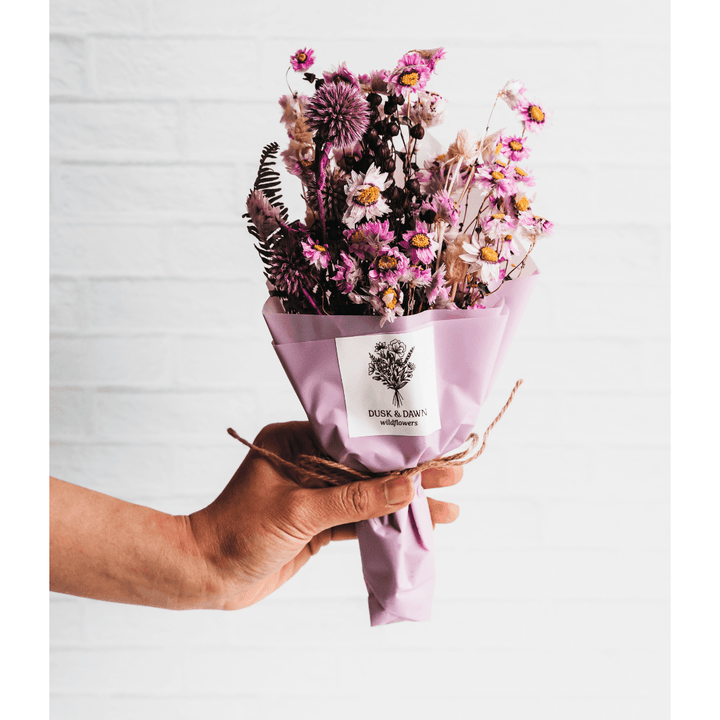Victoria Dried Flower Mini Bouquet - Giften Market