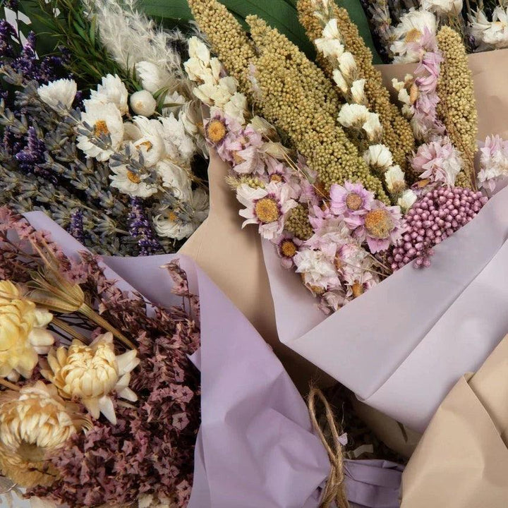 Victoria Dried Flower Mini Bouquet - Giften Market