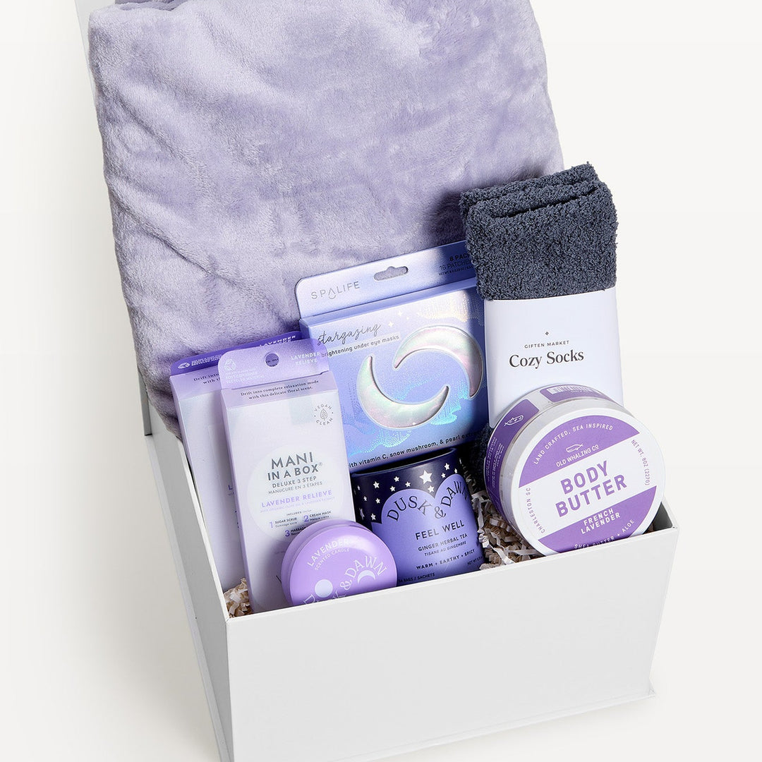 Virtual Hug Deluxe Gift Box Classic Lavender, close-up of the open gift box. Giften Market.